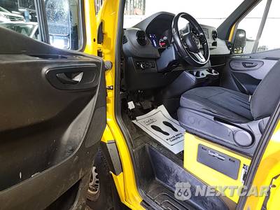 2021 Mercedes-Benz Sprinter 2500 Cargo Van High Roof 170.0" WB - zdjęcie 18 z 37 - miniatura