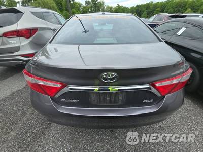 2015 Toyota Camry XLE - zdjęcie 17 z 24 - miniatura