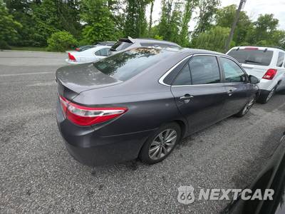 2015 Toyota Camry XLE - zdjęcie 4 z 24 - miniatura