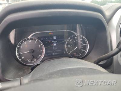 2020 Nissan TITAN SL Crew Cab Short Bed - zdjęcie 12 z 36 - miniatura