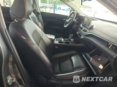 2020 Nissan Altima SR - zdjęcie 8 z 28 - miniatura