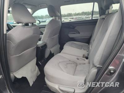 2023 Toyota Highlander L - zdjęcie 13 z 23 - miniatura