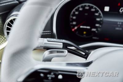 2022 Mercedes-Benz AMG SL 55 - zdjęcie 35 z 50 - miniatura