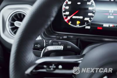 2026 Mercedes-Benz AMG G 63 4MATIC - zdjęcie 49 z 50 - miniatura