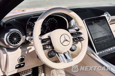 2022 Mercedes-Benz AMG SL 55 - zdjęcie 24 z 50 - miniatura