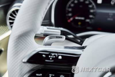 2022 Mercedes-Benz AMG SL 55 - zdjęcie 34 z 50 - miniatura