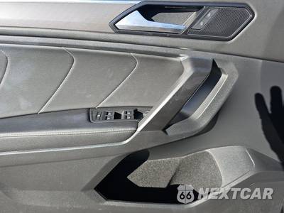 2023 Volkswagen Tiguan SE R-Line Black - zdjęcie 9 z 28 - miniatura