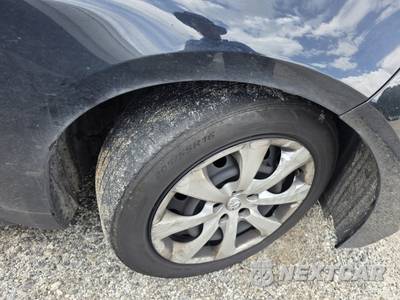 2024 Toyota Corolla LE Sedan - zdjęcie 5 z 41 - miniatura