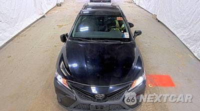 2019 Toyota Camry SE - zdjęcie 2 z 51 - miniatura