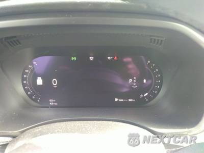 2022 Volvo XC60 B5 Momentum - zdjęcie 23 z 30 - miniatura