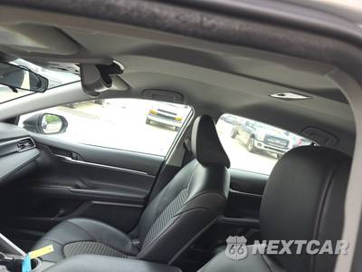 2021 Toyota Camry SE - zdjęcie 19 z 31 - miniatura