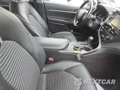 2021 Toyota Camry SE - zdjęcie 8 z 31 - miniatura
