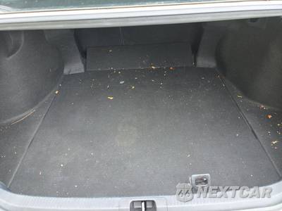 2021 Toyota Camry SE - zdjęcie 16 z 31 - miniatura