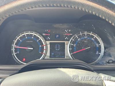 2016 Toyota 4Runner SR5 - zdjęcie 12 z 34 - miniatura