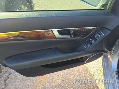 2014 Mercedes-Benz C 250 Sedan - zdjęcie 9 z 31 - miniatura