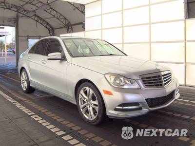 2014 Mercedes-Benz C 250 Sedan - zdjęcie 3 z 31 - miniatura