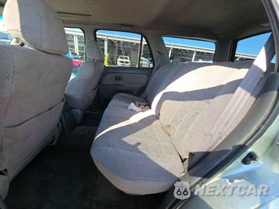 2002 Toyota 4Runner SR5 - zdjęcie 13 z 55 - miniatura