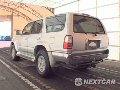 2002 Toyota 4Runner SR5 - zdjęcie 6 z 55 - miniatura
