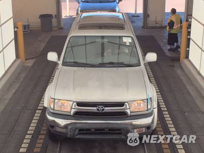 2002 Toyota 4Runner SR5 - zdjęcie 2 z 55 - miniatura