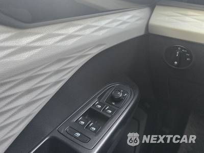 2023 Volkswagen Taos S - zdjęcie 40 z 58 - miniatura