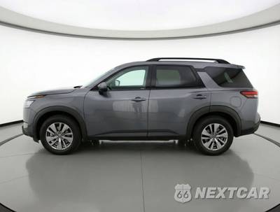 2025 Nissan Pathfinder SV - zdjęcie 4 z 12 - miniatura