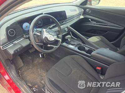 2025 Hyundai Elantra SEL Convenience - zdjęcie 11 z 17 - miniatura