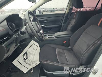 2025 Nissan Sentra SR - zdjęcie 7 z 18 - miniatura