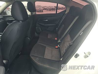 2025 Nissan Sentra SR - zdjęcie 13 z 18 - miniatura