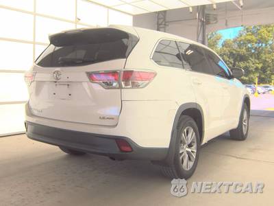 2015 Toyota Highlander LE Plus - zdjęcie 4 z 34 - miniatura