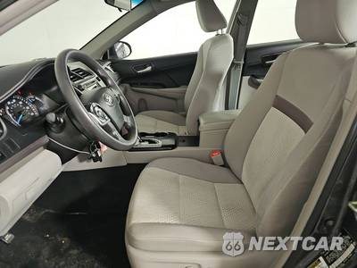 2014 Toyota Camry LE - zdjęcie 7 z 17 - miniatura