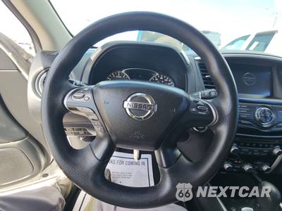 2020 Nissan Pathfinder S - zdjęcie 10 z 23 - miniatura