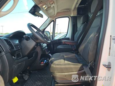 2025 Ram ProMaster 2500 Cargo Van Tradesman w/Passenger Seat Low Roof 136.0" WB - zdjęcie 7 z 19 - miniatura