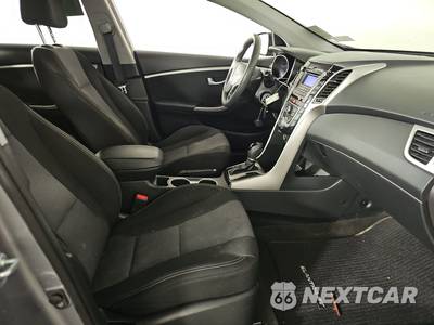 2014 Hyundai Elantra GT Hatchback - zdjęcie 8 z 24 - miniatura