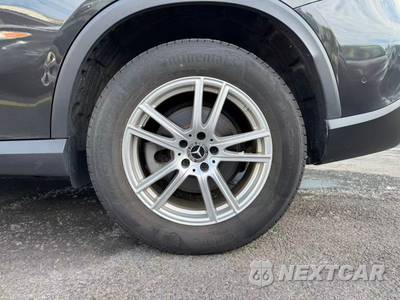 2023 Mercedes-Benz GLC 300 4MATIC - zdjęcie 32 z 35 - miniatura