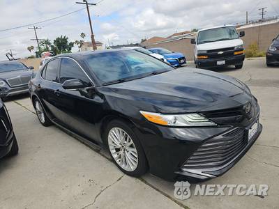 2018 Toyota Camry XLE - zdjęcie 3 z 25 - miniatura