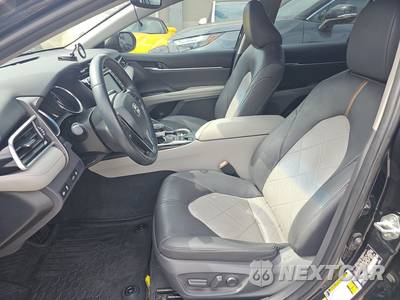 2018 Toyota Camry XLE - zdjęcie 7 z 25 - miniatura