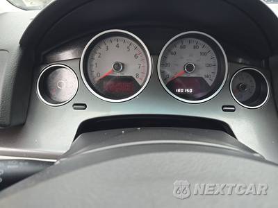 2010 Volkswagen Routan SE w/Rear Seat Entertainment & Navigation 121.2" WB - zdjęcie 18 z 25 - miniatura