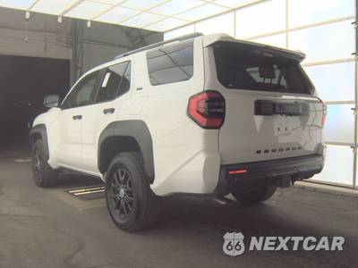 2025 Toyota 4Runner SR5 - zdjęcie 8 z 26 - miniatura