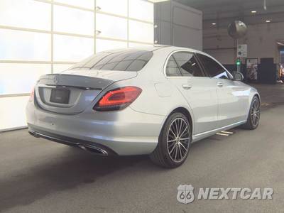 2020 Mercedes-Benz C 300 - zdjęcie 4 z 34 - miniatura