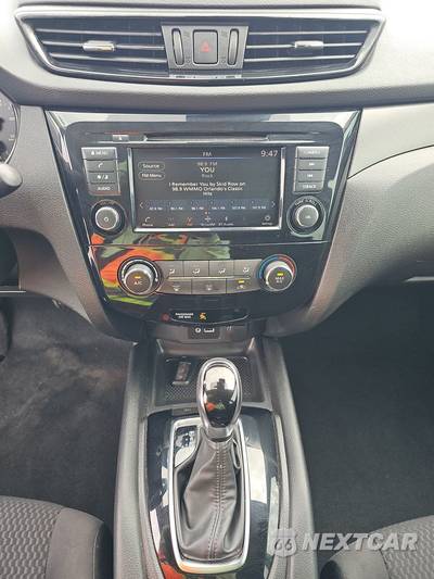 2020 Nissan Rogue Sport S - zdjęcie 11 z 37 - miniatura