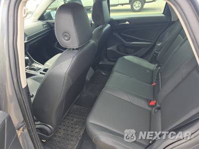 2019 Volkswagen Jetta SEL - zdjęcie 13 z 26 - miniatura