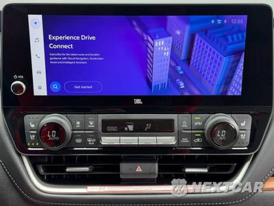2025 Toyota Grand Highlander Limited - zdjęcie 23 z 48 - miniatura