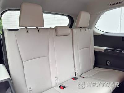 2025 Toyota Grand Highlander Limited - zdjęcie 38 z 48 - miniatura