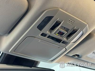 2022 Toyota Highlander Limited - zdjęcie 32 z 48 - miniatura