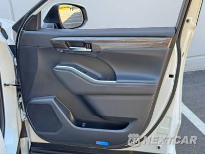 2022 Toyota Highlander Limited - zdjęcie 45 z 48 - miniatura