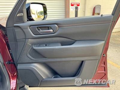 2025 Nissan Armada SL - zdjęcie 44 z 48 - miniatura