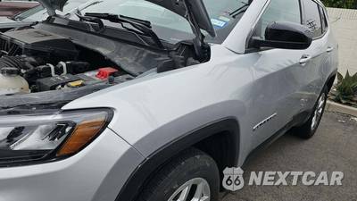2021 Nissan TITAN PRO-4X Crew Cab Short Bed - zdjęcie 27 z 33 - miniatura