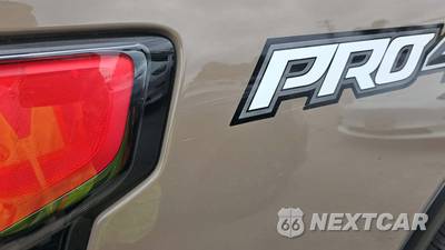 2021 Nissan TITAN PRO-4X Crew Cab Short Bed - zdjęcie 33 z 33 - miniatura