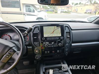 2021 Nissan TITAN PRO-4X Crew Cab Short Bed - zdjęcie 11 z 33 - miniatura