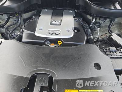2016 INFINITI 3.7 - zdjęcie 15 z 33 - miniatura